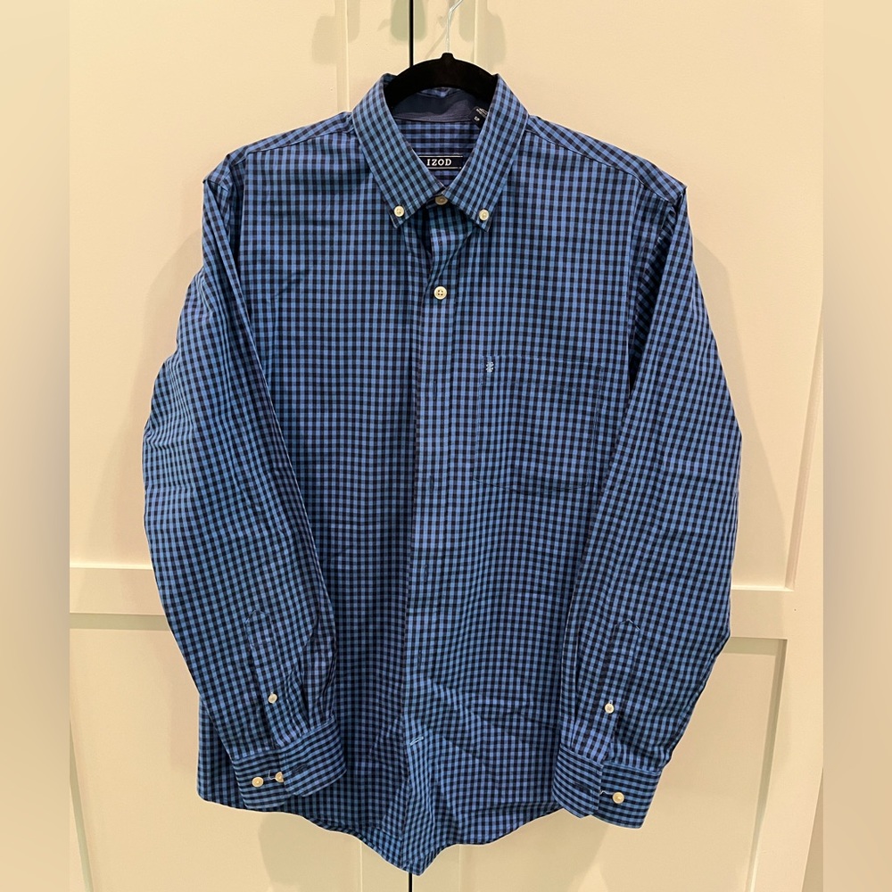 Izod. Medium. Blue checkered. Button Down. Long sleeve. In great condition.